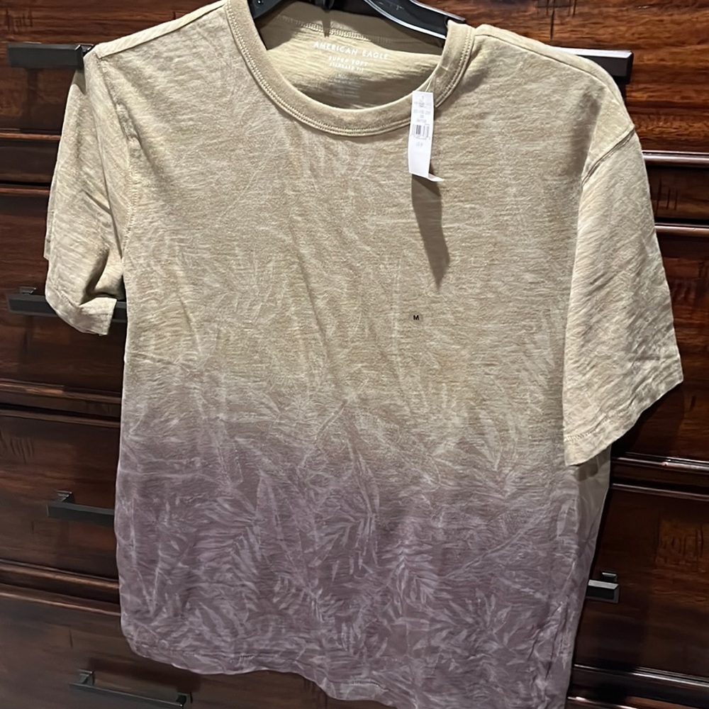 American Eagle shirt